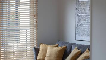 Classic Studio Suite | Living area