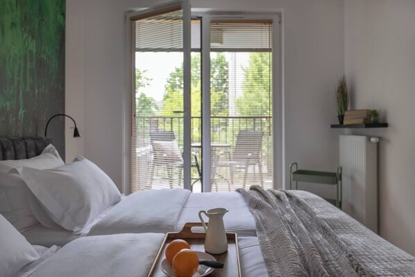Appartement Confort, 1 grand lit et 1 canapé-lit | Bureau, espace de travail pour ordinateurs portables
