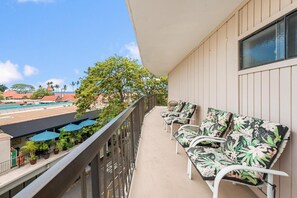 Condo, 2 Bedrooms | Property grounds - Big Island Kona Plaza 301 2 Bedroom Condo (Kailua-Kona)