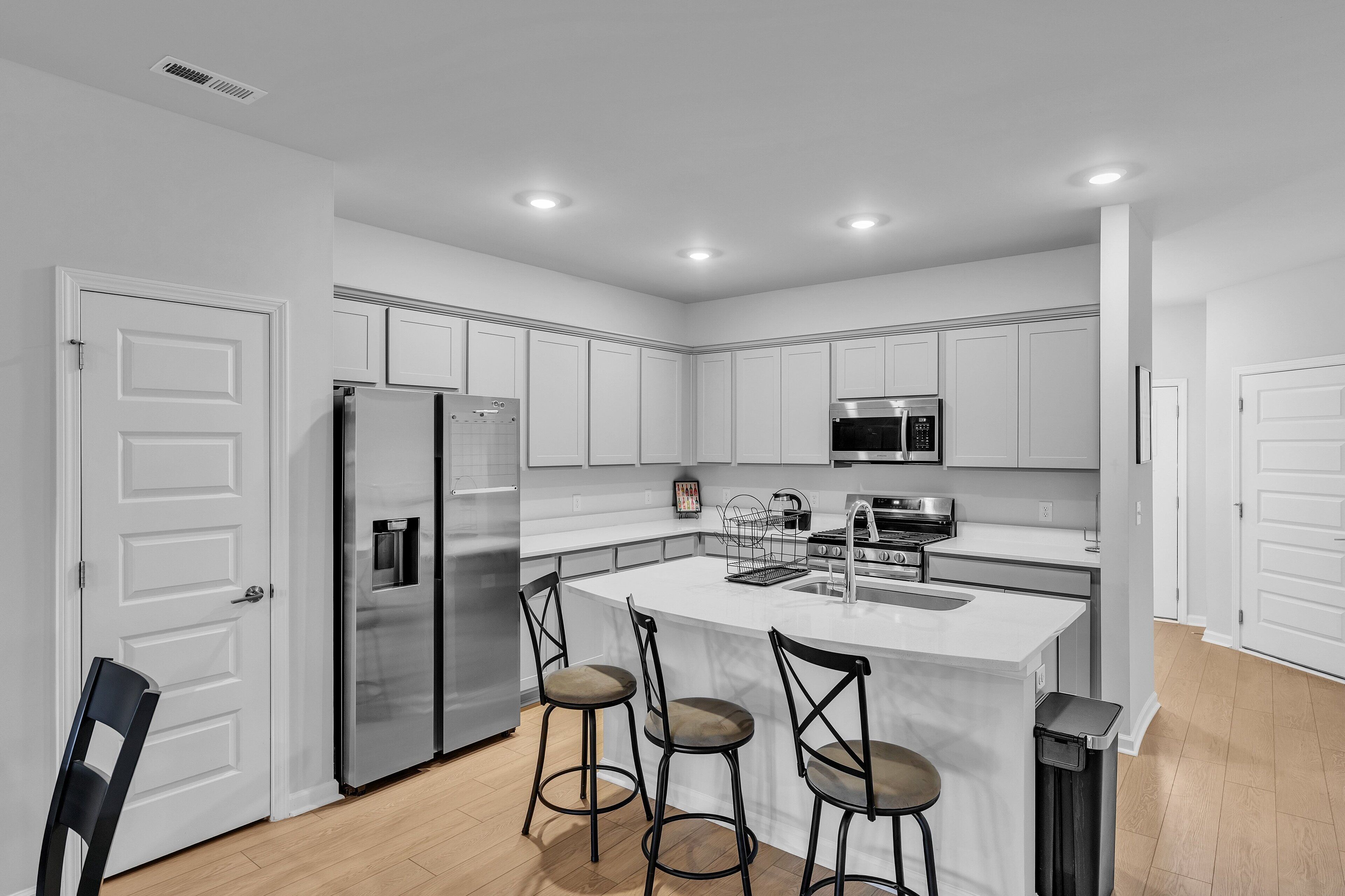 House, 3 Bedrooms | Private kitchen | Fridge, oven