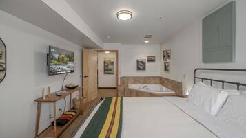 Condo, 1 Bedroom | 1 bedroom, iron/ironing board, free WiFi