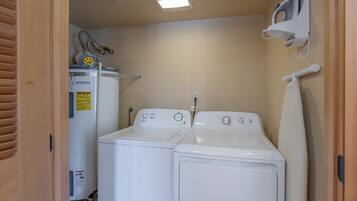 Condo, 1 Bedroom | Interior