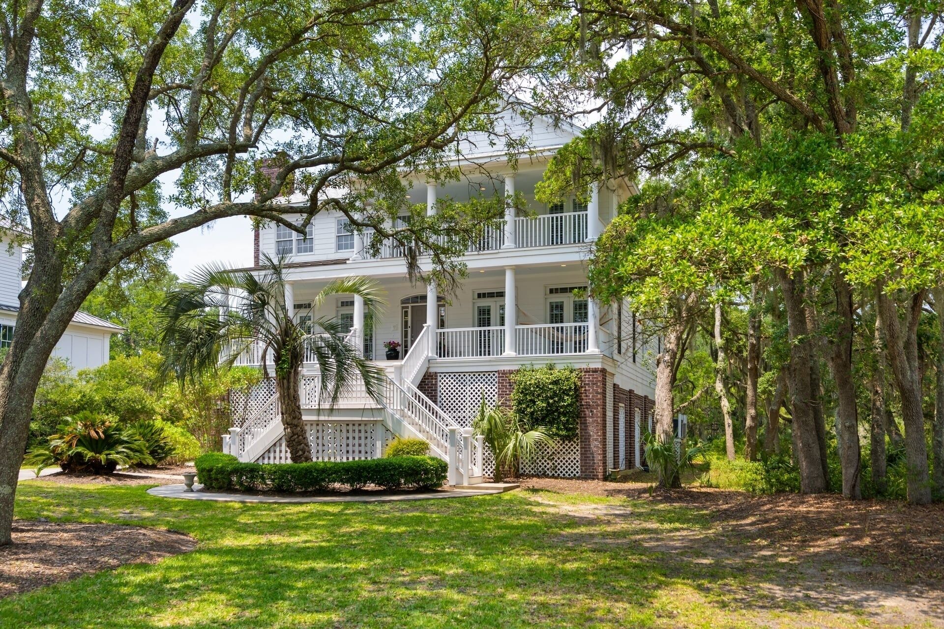 House, 5 Bedrooms | Exterior