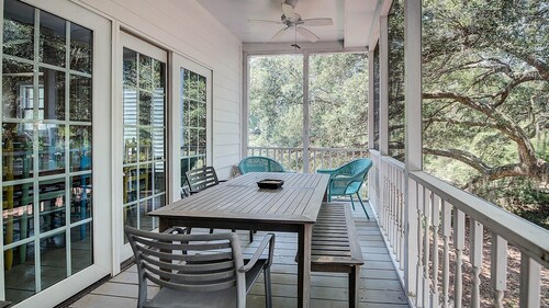 Sunny Days 5 Bedroom Home