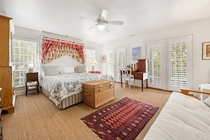 House, 5 Bedrooms | 4 bedrooms, free WiFi - Sunny Days 5 Bedroom Home (Georgetown)