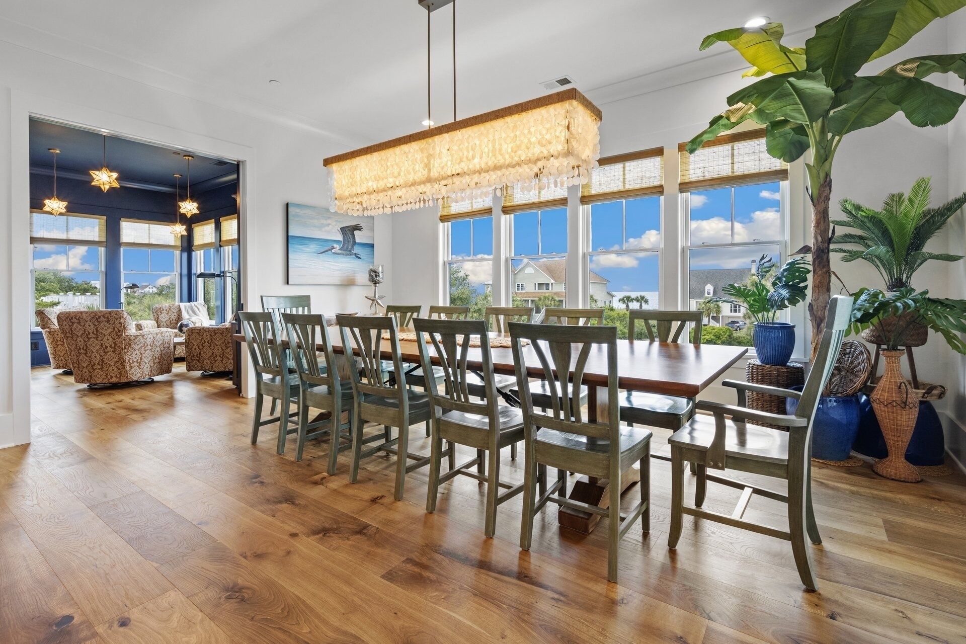 House, Multiple Bedrooms | Tempat makan