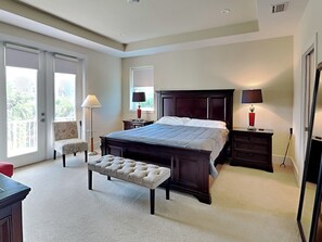 3 bedrooms, iron/ironing board, Internet, bed sheets