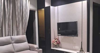 Chic 1-bedroom apartment with WiFi, fitness room in vibrant Bengaluru