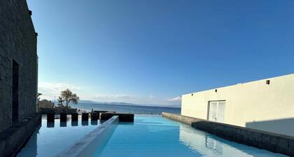 Horizon Luxury Seafront Villa