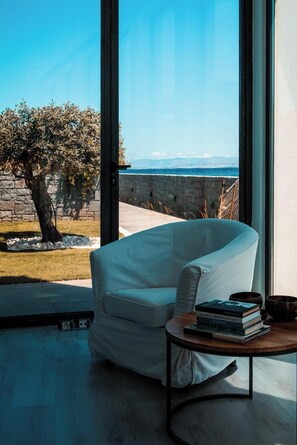 Luxury Villa, Sea View | 6 bedrooms, Egyptian cotton sheets, premium bedding, down comforters - Horizon Luxury Seafront Villa (Aegina)
