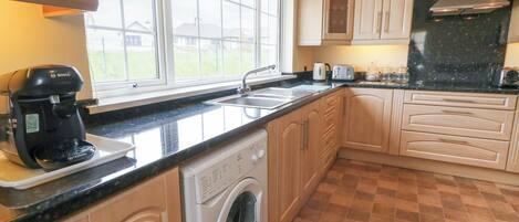 廚房用具/餐具/器皿