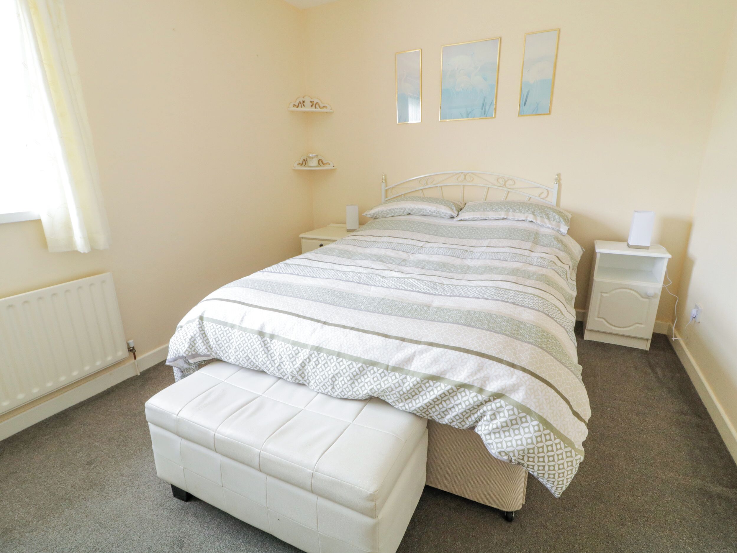 Decoración personalizada, muebles diferentes y wifi gratis 