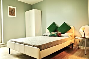 2 chambres, fer et planche Ă repasser, Wi-Fi gratuit, draps fournis