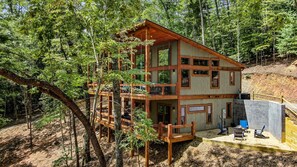 Exterior - Olivers Modern Twist- Cherry Log GA (Cherry Log)