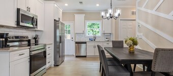 Modern House in Great Location with GAME ROOM!