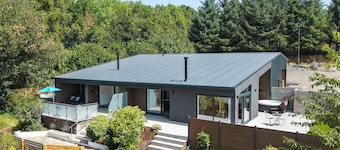 The Wren - Luxury Retreat