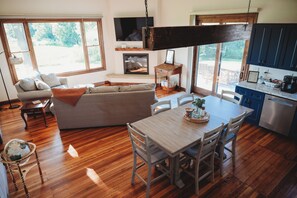 TV connectée, cheminée