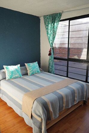 4 dormitorios, tabla de planchar con plancha, wifi y ropa de cama