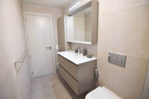 Douche, séchoir à cheveux