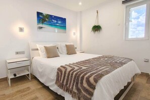 1 bedroom, in-room safe, iron/ironing board, free WiFi