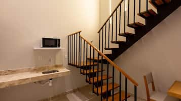 Quarto triplo família | 1 quarto, cofres nos quartos, espaço de trabalho para notebook