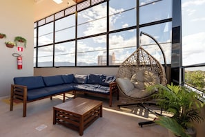 43-inch LCD TV with digital channels, printers - Aira Hotel (Sobral)