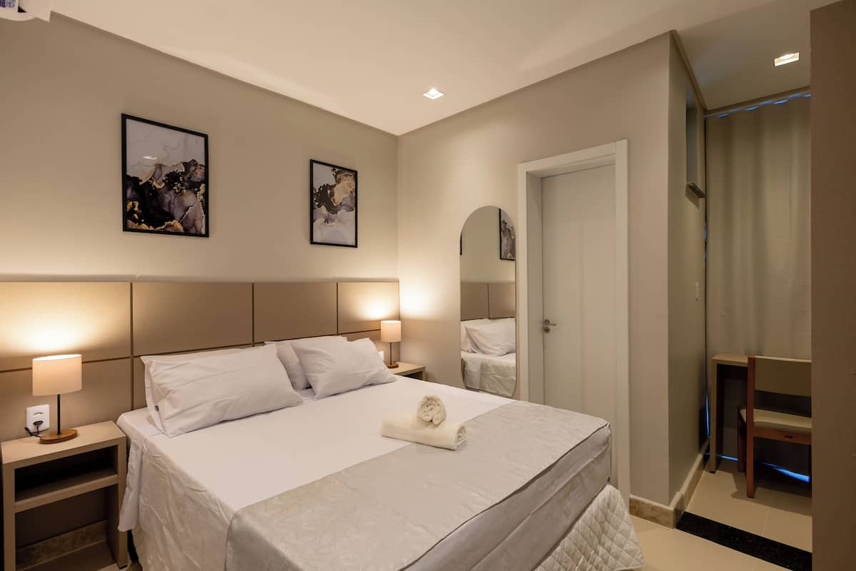 Economy Double Room | 1 bilik tidur, peti besi dalam bilik, ruang kerja komputer riba