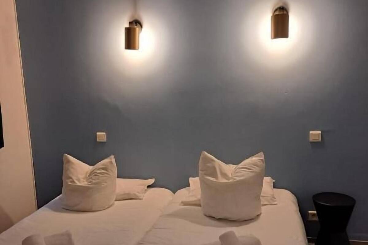 雙床房 | 免費 Wi-Fi