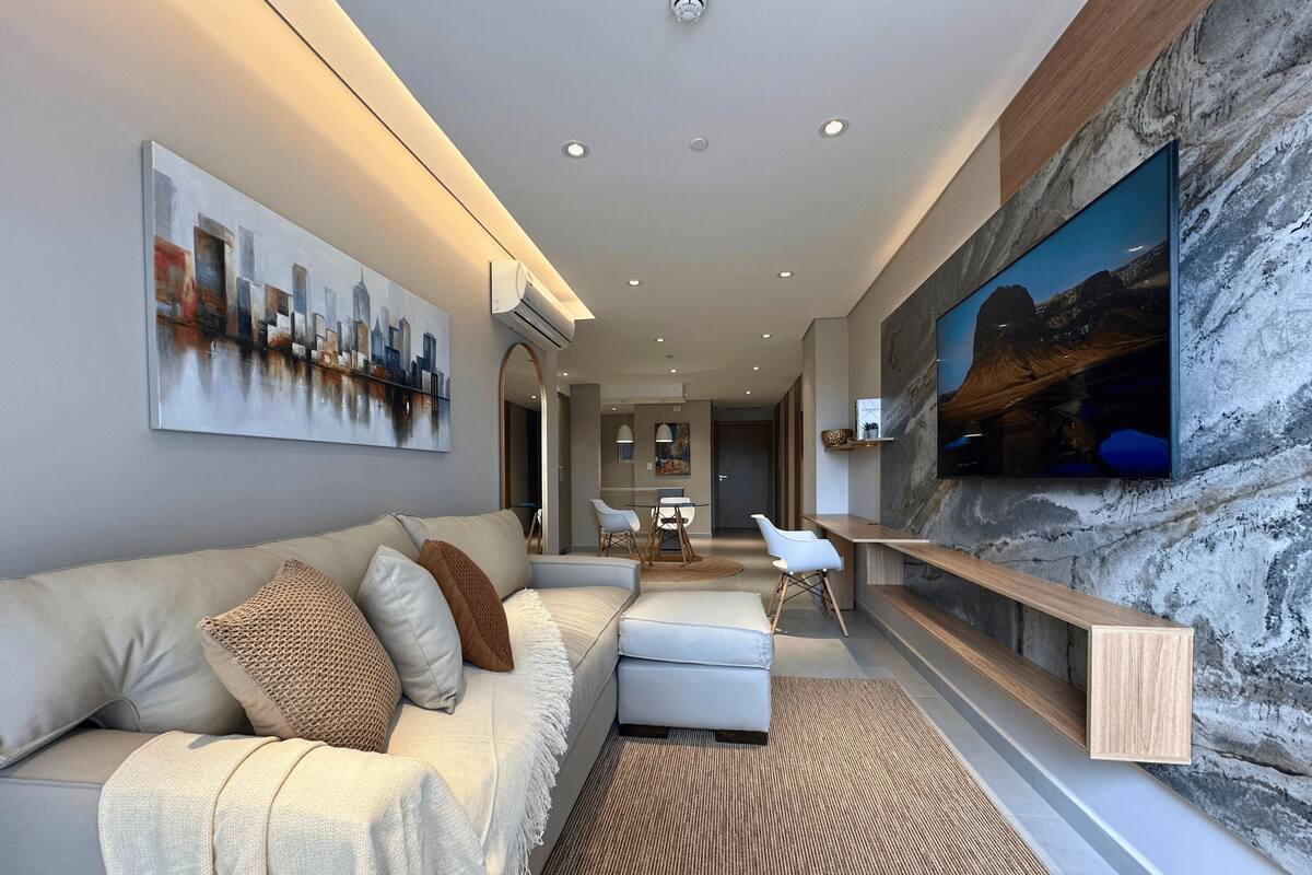 Deluxe Apartment, 1 Bedroom, Balcony | Living area