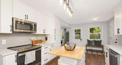 Plymouth Wayzata | Peaceful Lake Retreat | Family