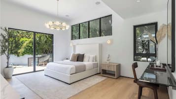 4 makuuhuonetta, silitysrauta/-lauta, Wi-Fi