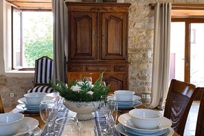 Dining - Lismore ( Gîte ) (Carentan-les-Marais)