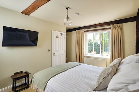 套房 | 熨斗/熨板、免费 WiFi