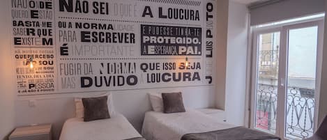 Twin Room | Free WiFi