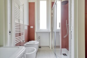 Lägenhet Comfort - utsikt mot staden | Badrum