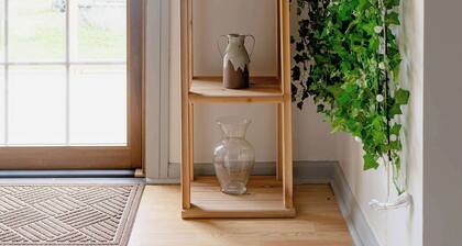 Kevins Place near PawPaw Lake!