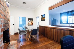 Unclassified image, 5 of 24, button - Beautiful 2BR Home with Parking and Patio! (Victoria Park)