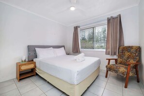 1 chambre, fer et planche à repasser, Wi-Fi, draps fournis