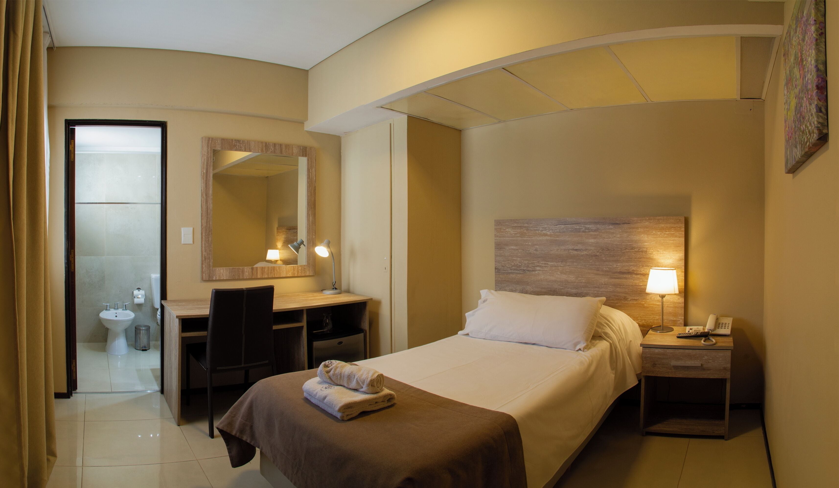 Classic Single Room | In-room safe, desk, laptop workspace, free WiFi