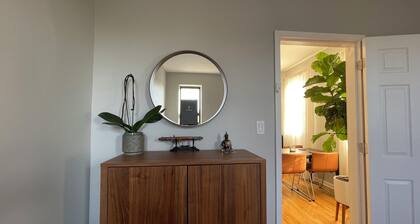 Cozy 1-bedroom apartment in excellent Queens Location with WiFi