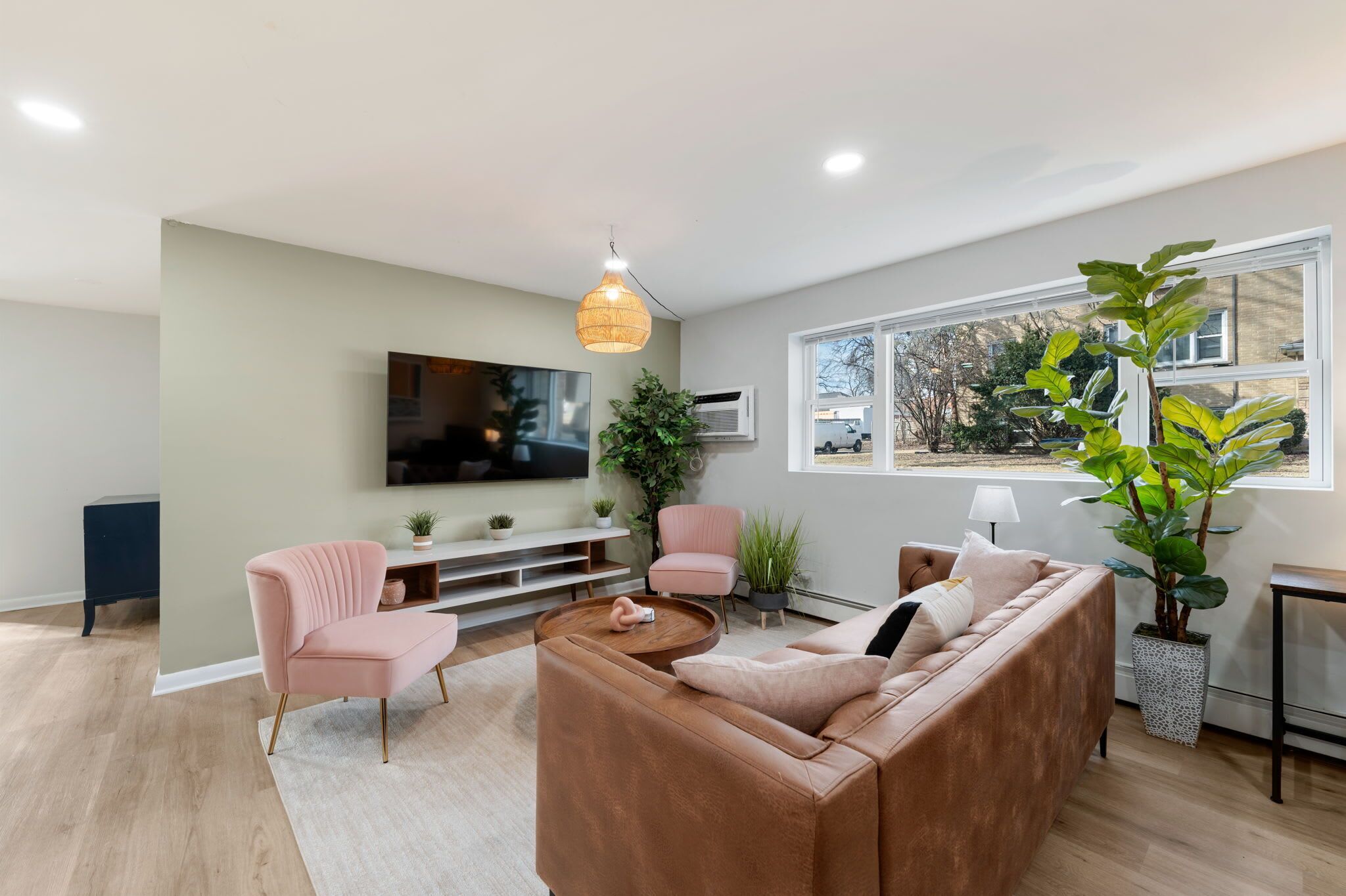 Televisio, työhuone