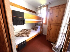 1 quarto