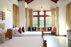 4 bedrooms, iron/ironing board, WiFi, bed sheets - Muthu Villa Kandy (Kandy)