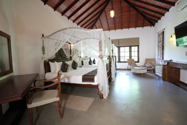 4 bedrooms, iron/ironing board, WiFi, bed sheets - Muthu Villa Kandy (Kandy)