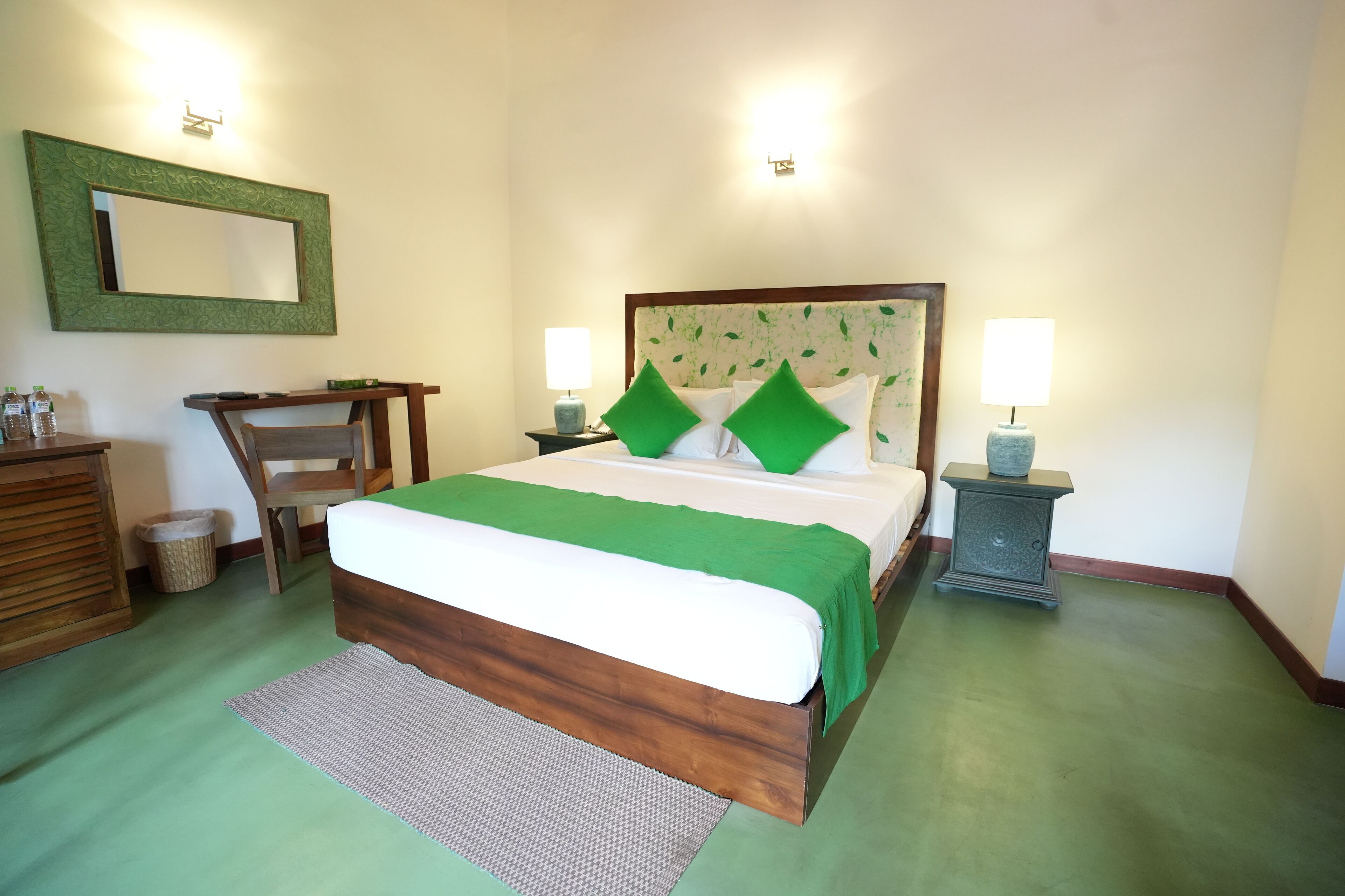 4 habitaciones, tabla de planchar con plancha, wifi y ropa de cama 