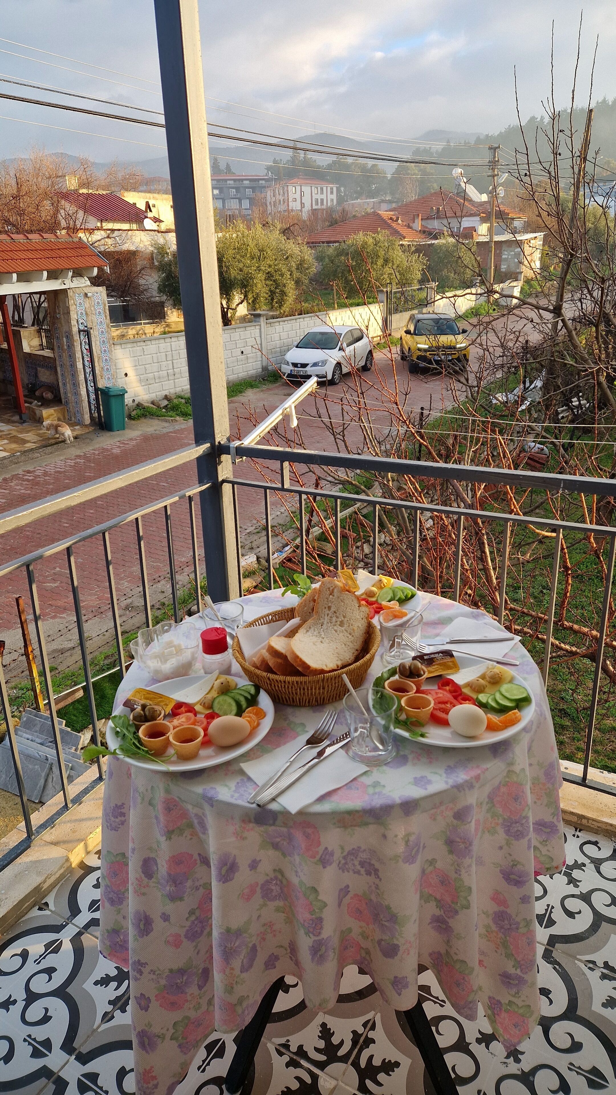 أغطية فراش متميزة وأسرّة سليكت كومفورت ومساحة عمل للكمبيوتر المحمول