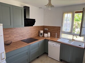 Four, plaque de cuisson, lave-vaisselle