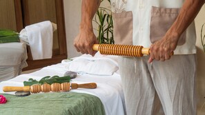 Behandlungsräume für Paare, Körperbehandlungen, Warmsteinmassagen