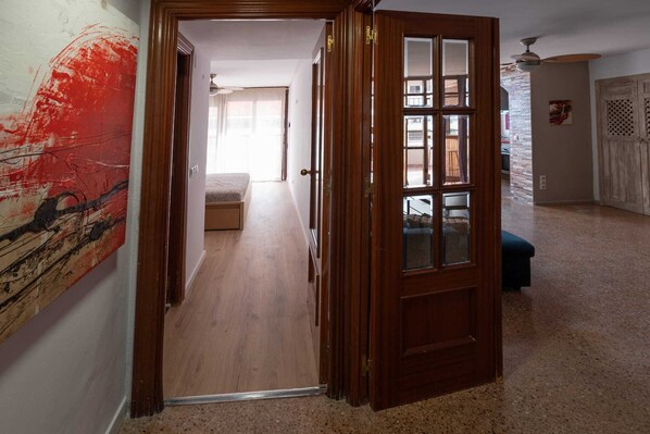 Interior - Stunning Málaga Apartment With Ocean Views (Torremolinos)