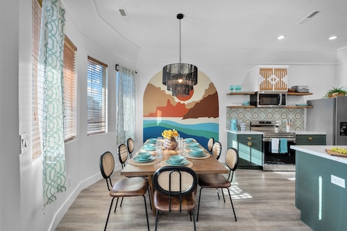 Spacious Home,8min to Lakes and golf ,30min Zion, GameRoom,Fast WiFi +Large Yard